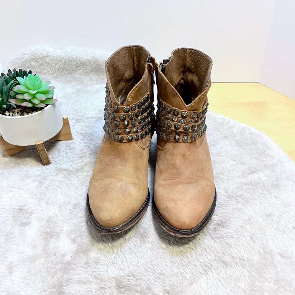 *Steve By Steve Madden | 'Jaane' Cognac Ankle Boo… - image 5